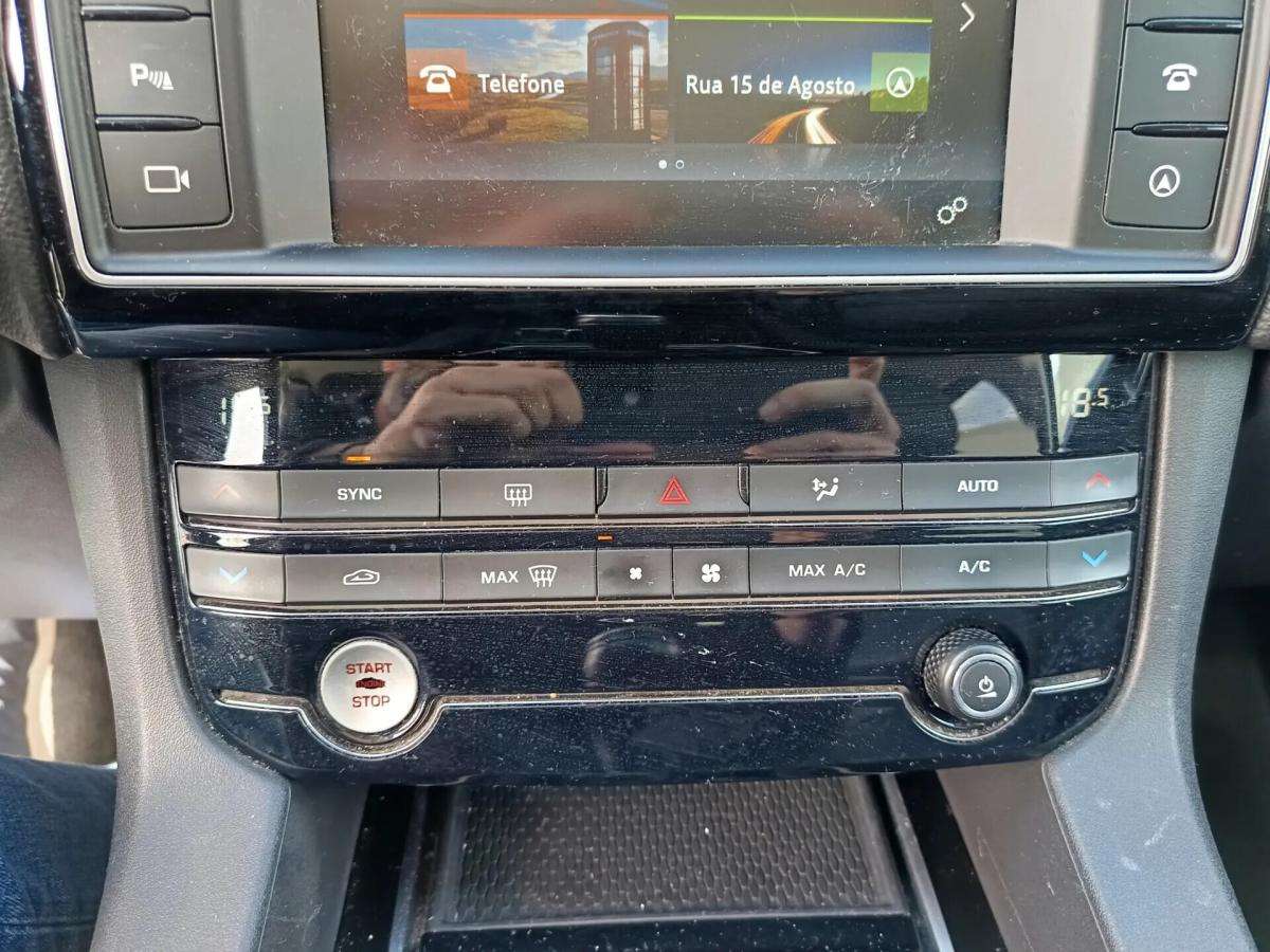 jaguar-f-pace-2016-diesel-1999cc