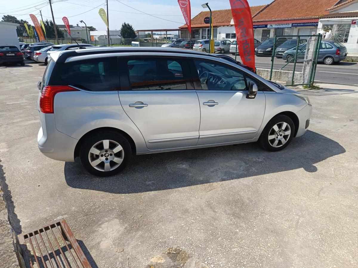 peugeot-5008-2014-diesel-1560cc