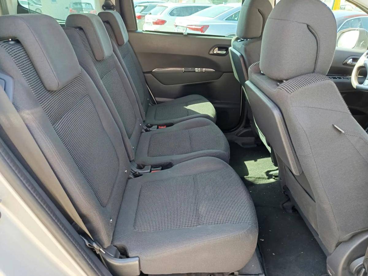 peugeot-5008-2014-diesel-1560cc