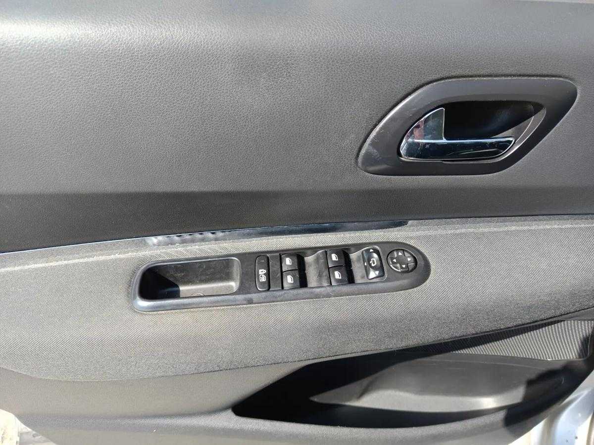 peugeot-5008-2014-diesel-1560cc