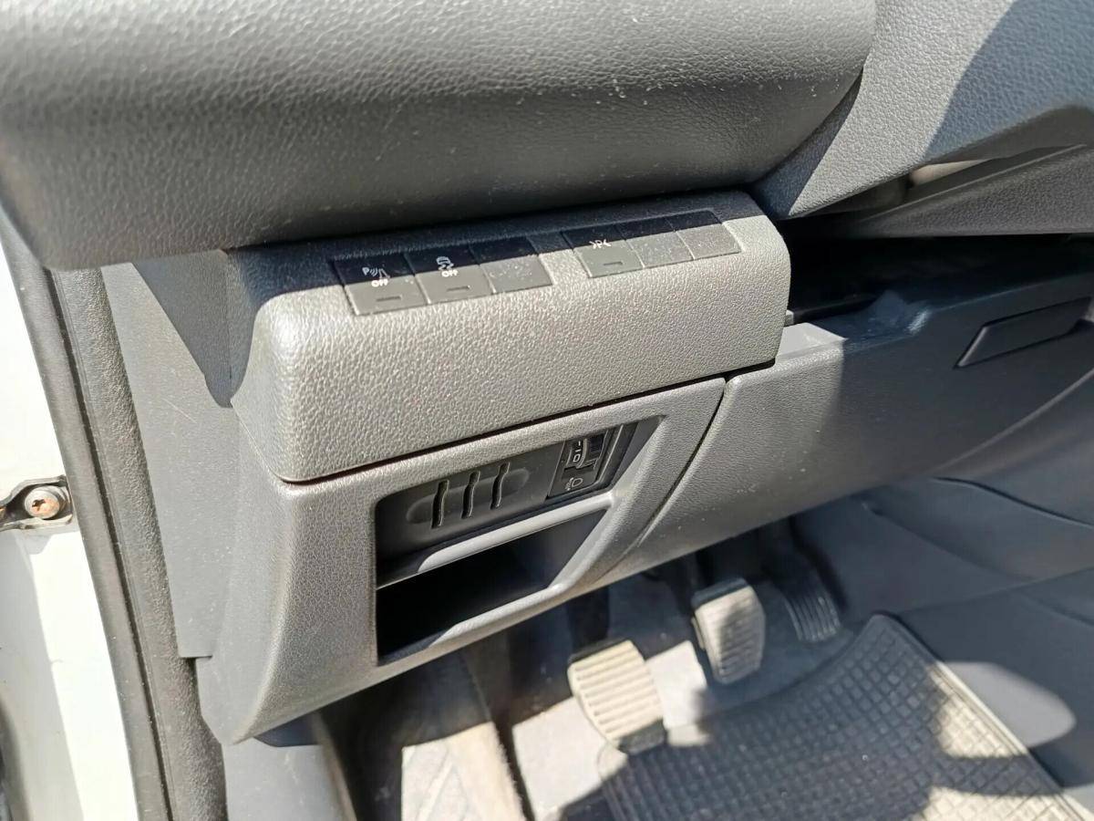 peugeot-5008-2014-diesel-1560cc