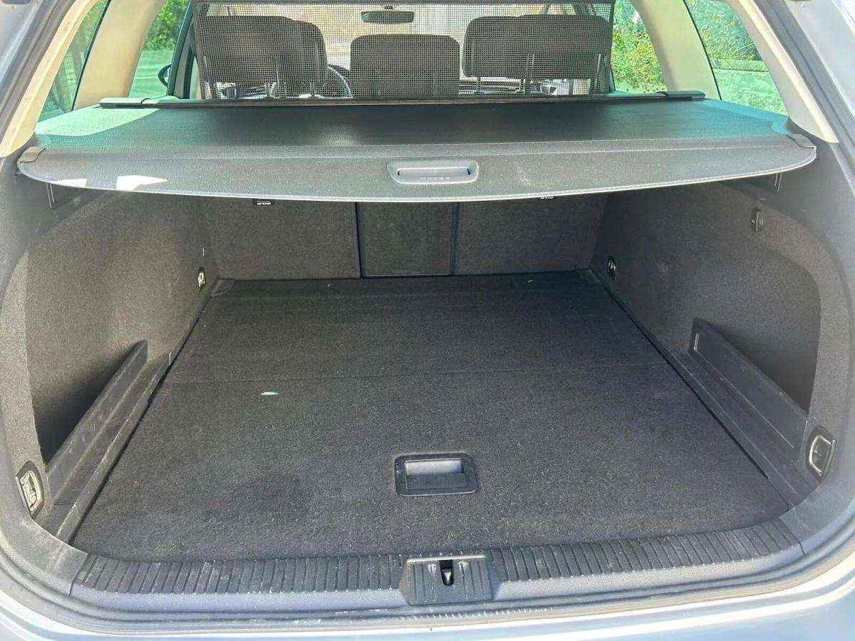 volkswagen-passat-variant-2015-diesel-1968cc