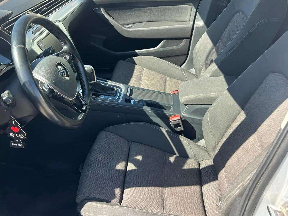 volkswagen-passat-variant-2015-diesel-1968cc