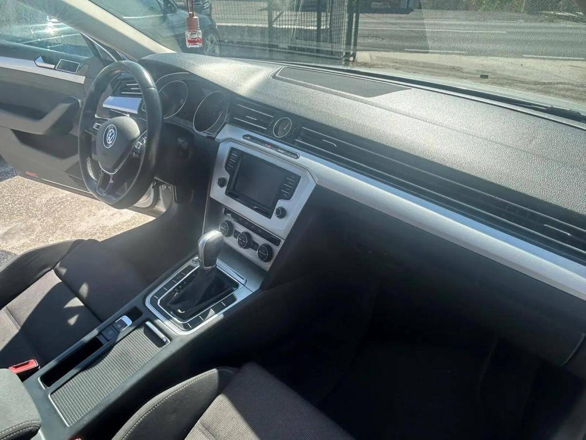 volkswagen-passat-variant-2015-diesel-1968cc