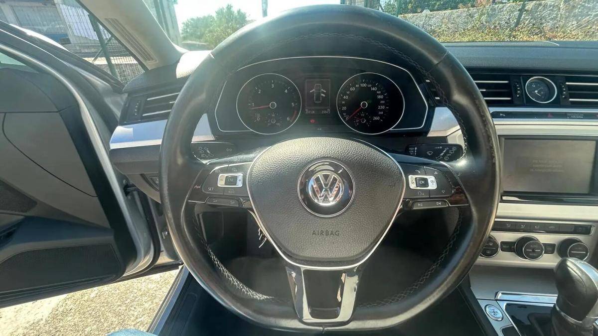 volkswagen-passat-variant-2015-diesel-1968cc