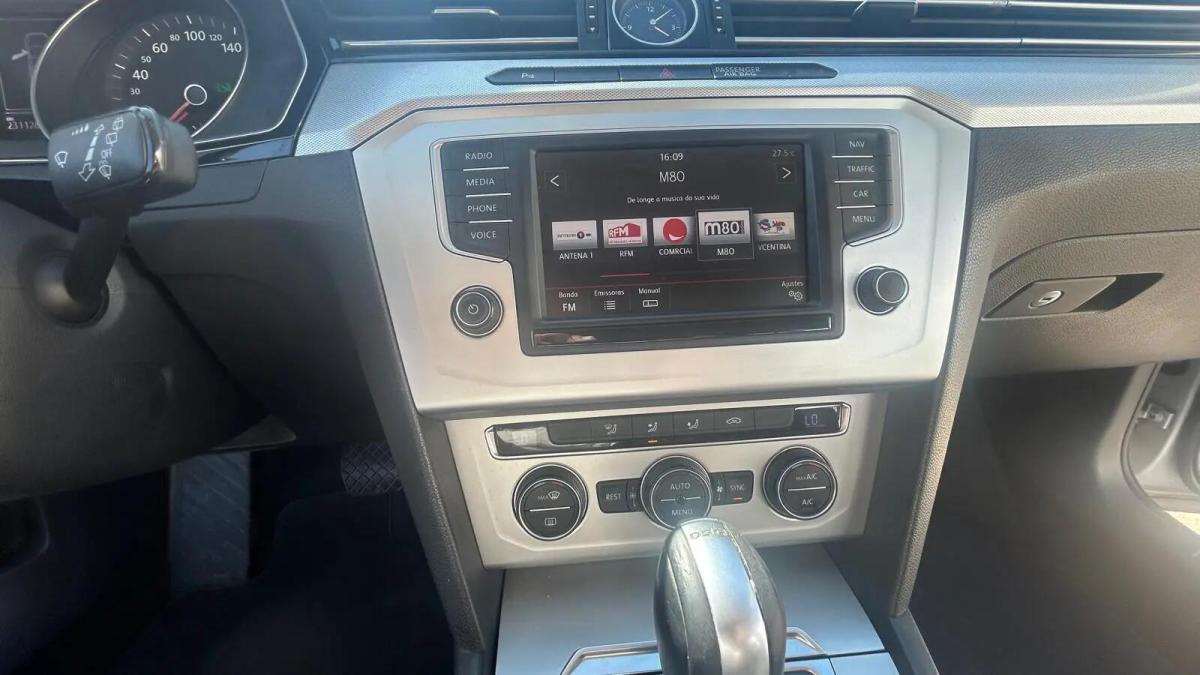 volkswagen-passat-variant-2015-diesel-1968cc