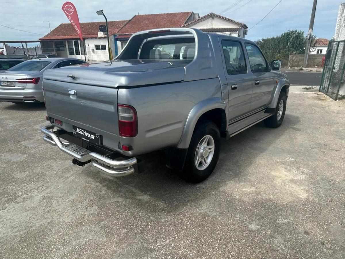 toyota-hilux-2002-diesel-2494cc