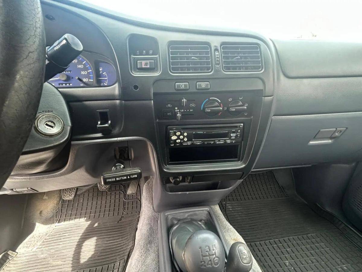 toyota-hilux-2002-diesel-2494cc