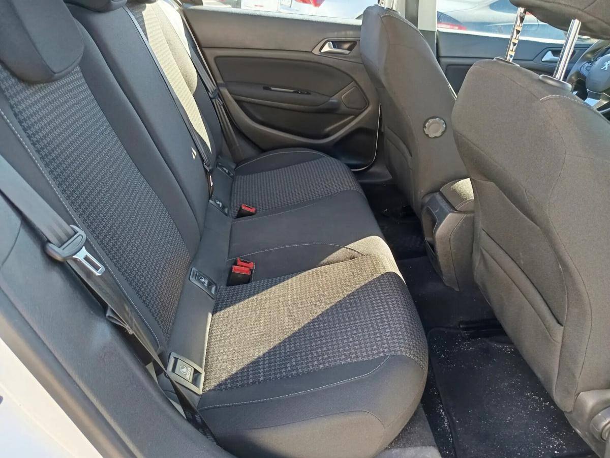 peugeot-308-2018-diesel-1499cc