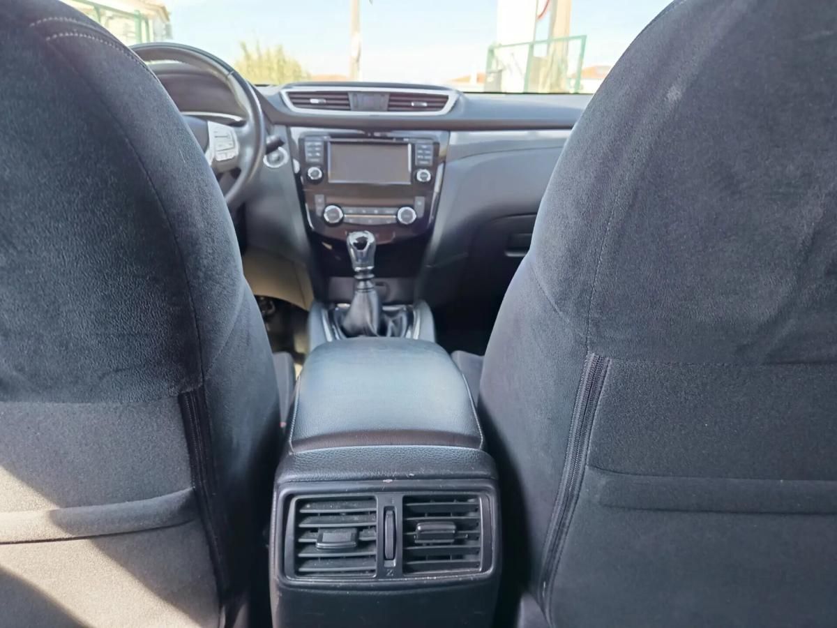 nissan-x-trail-2017-diesel-1598cc