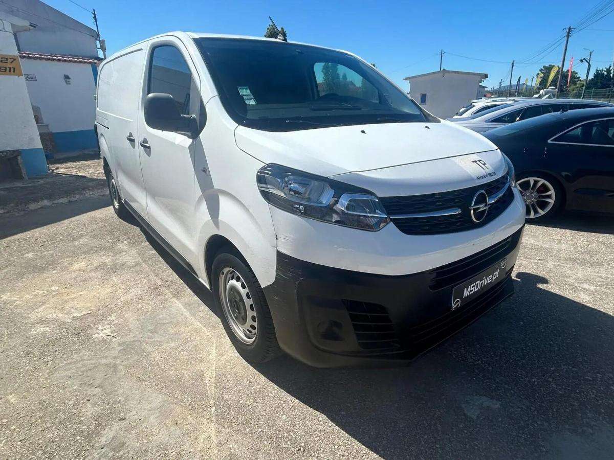 opel-vivaro-2019-diesel-1499cc