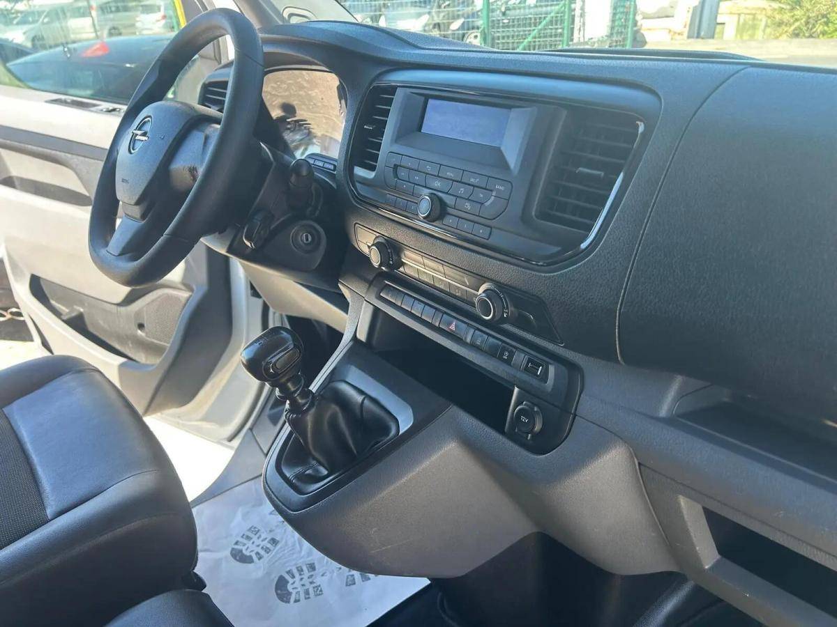 opel-vivaro-2019-diesel-1499cc