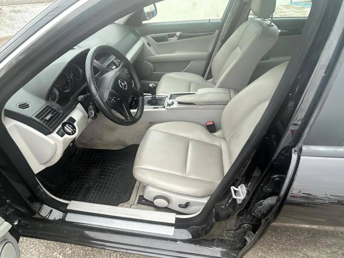 mercedes-benz-classe-c-c-220-cdi-2008-diesel-2148cc