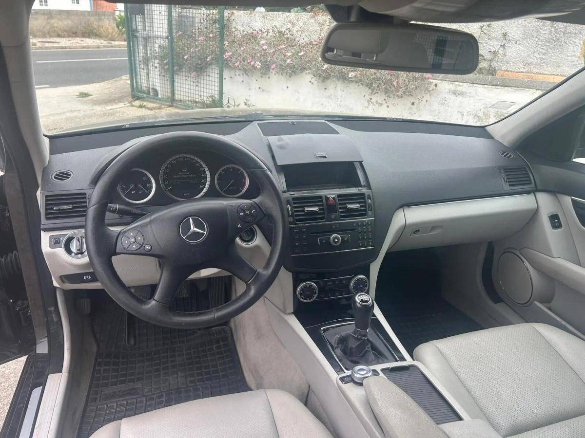 mercedes-benz-classe-c-c-220-cdi-2008-diesel-2148cc