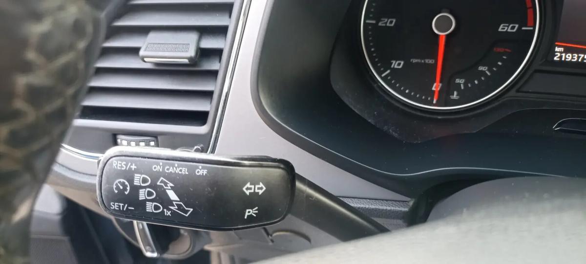 seat-leon-st-2019-diesel-1598cc
