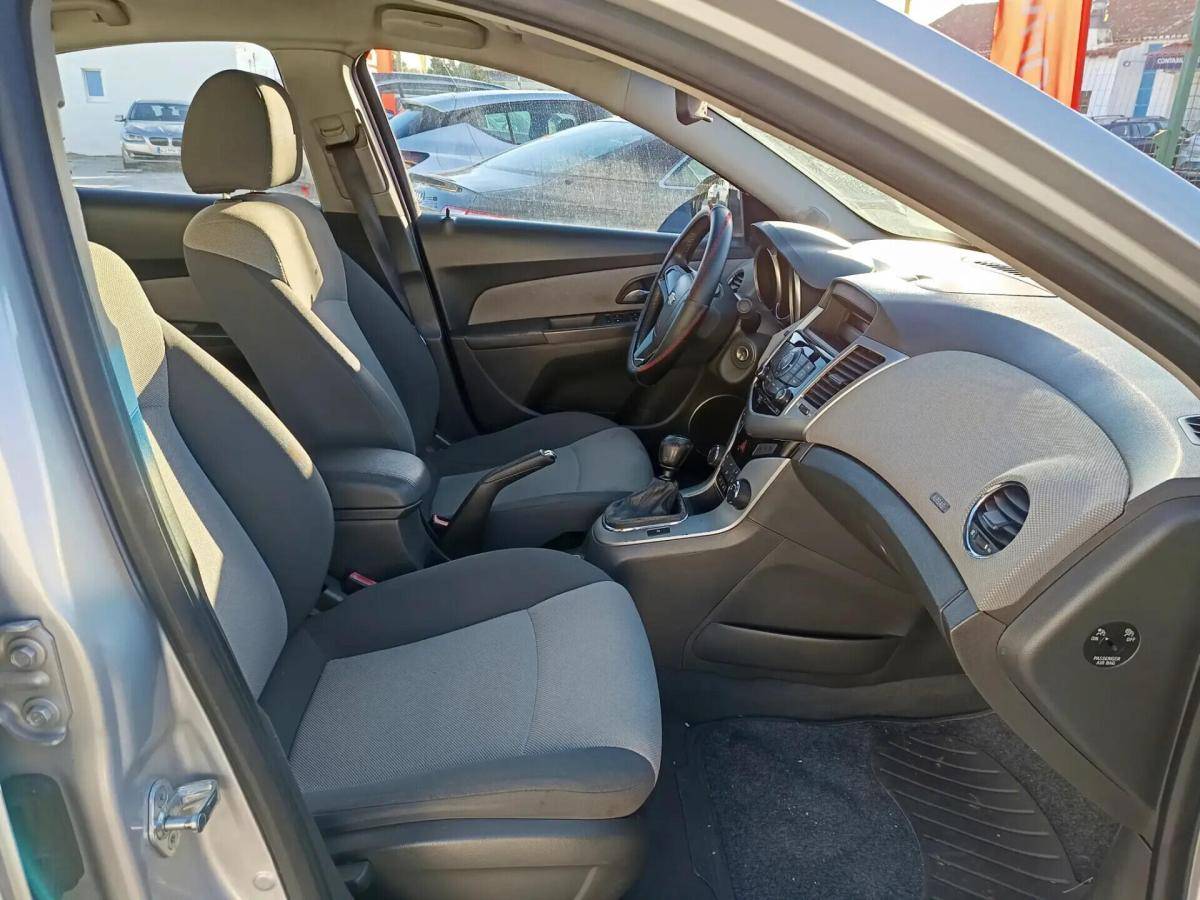 chevrolet-cruze-2009-gasolina-1598cc