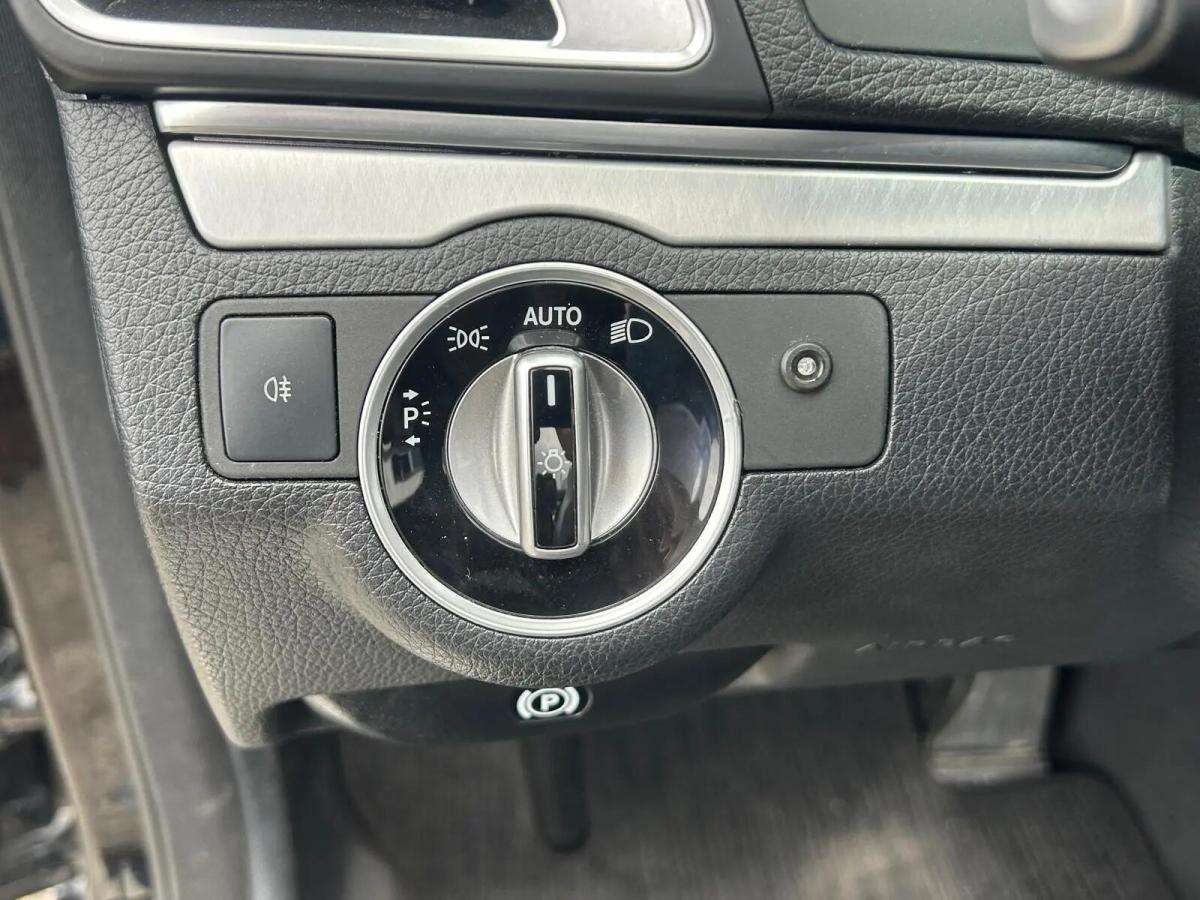 mercedes-benz-classe-e-e-220-bluetec-2015-diesel-2143cc
