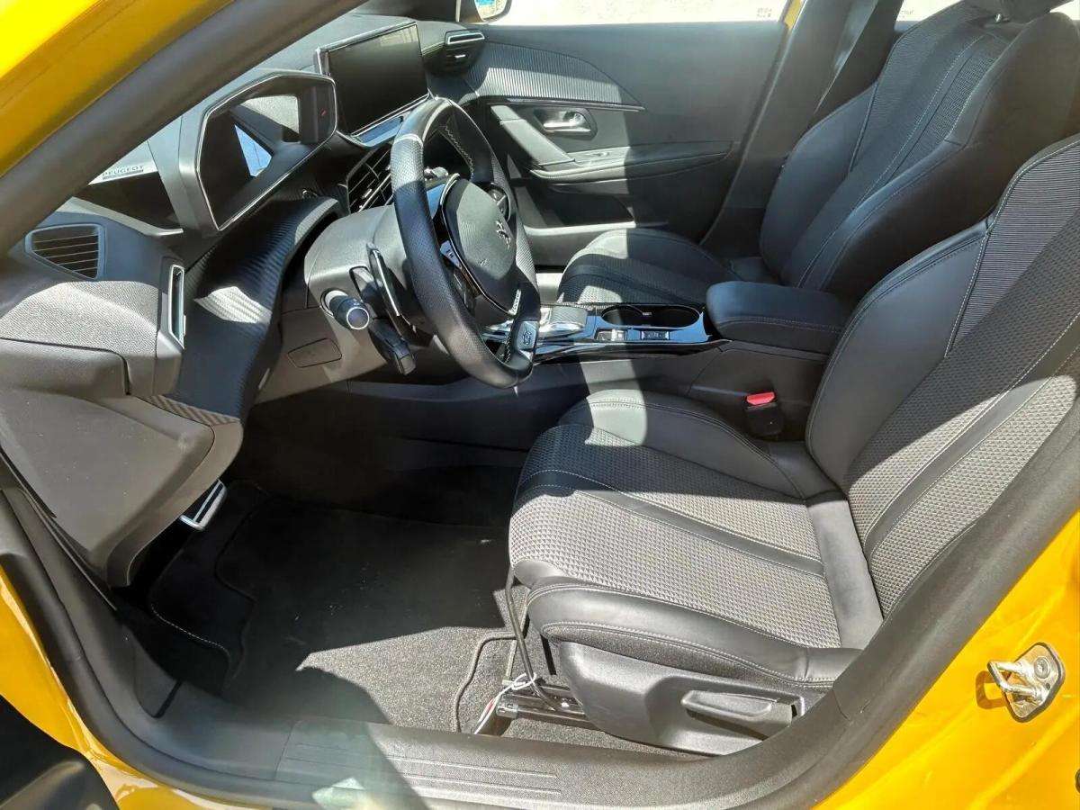peugeot-208-2023-gasolina-1199cc