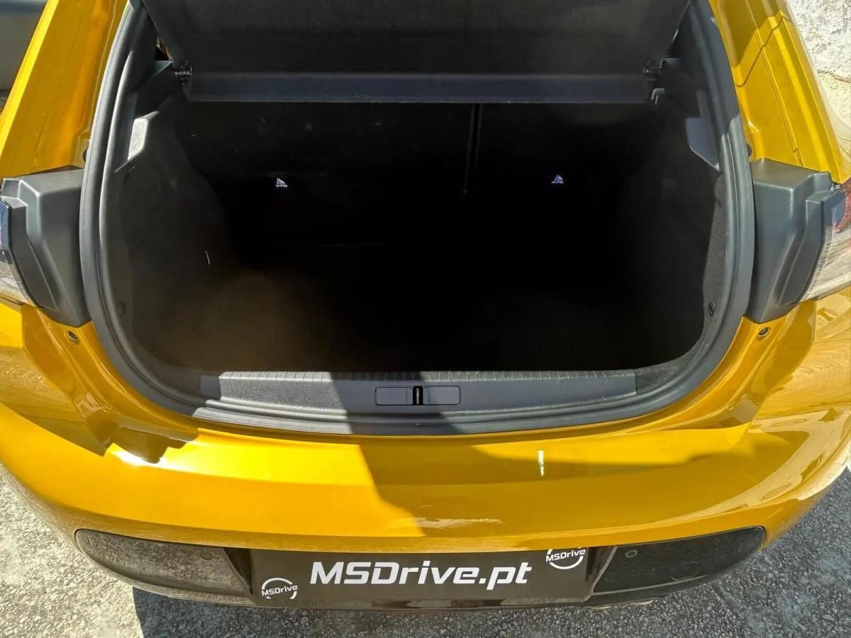 peugeot-208-2023-gasolina-1199cc