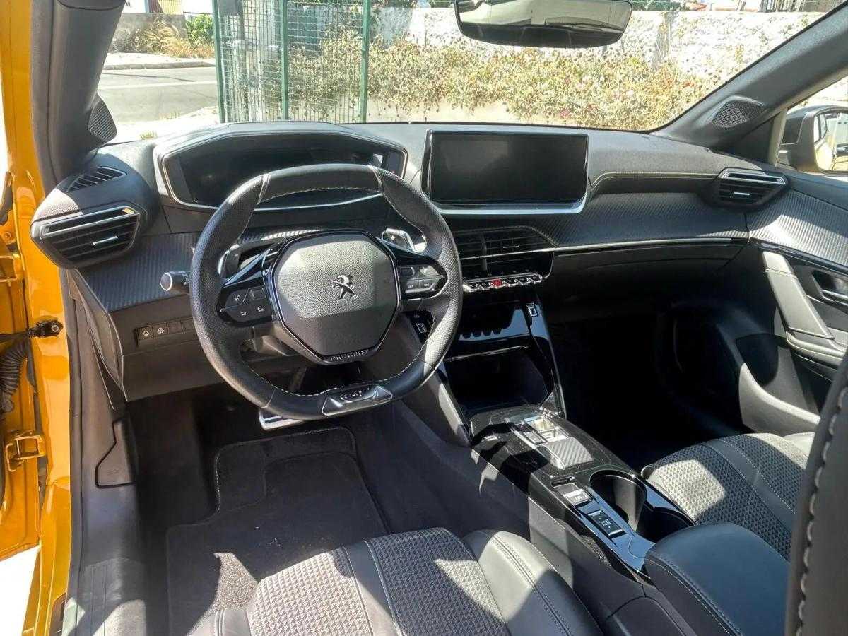 peugeot-208-2023-gasolina-1199cc