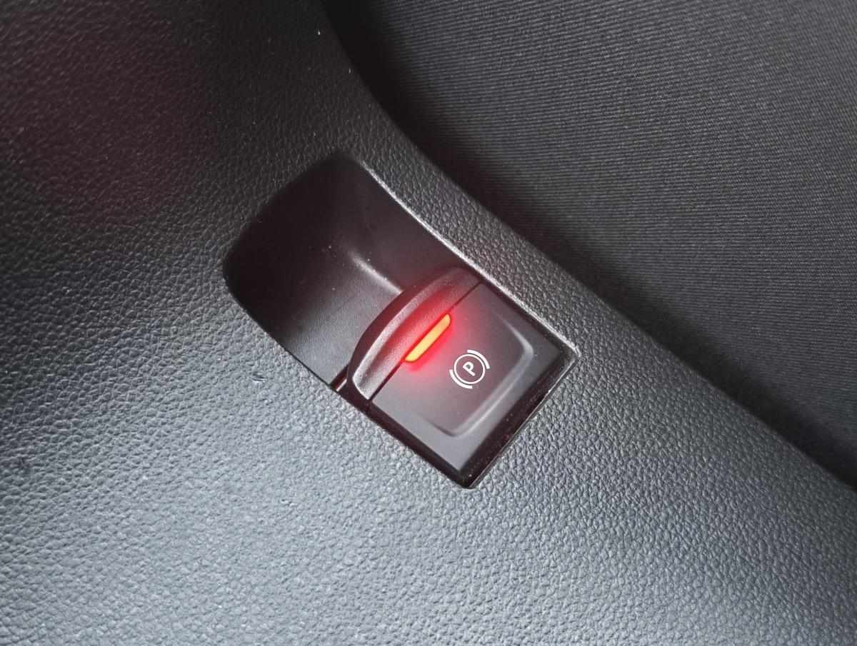 dacia-sandero-1-0-tce-eco-g-2021-gpl-999cc