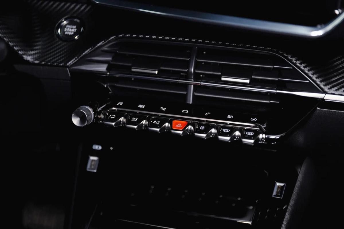 peugeot-e-2008-2021-eletrico-0cc