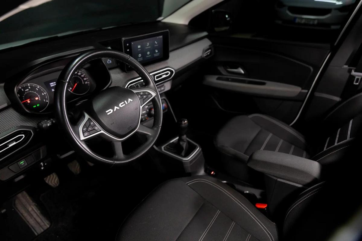 dacia-sandero-2023-gpl-999cc