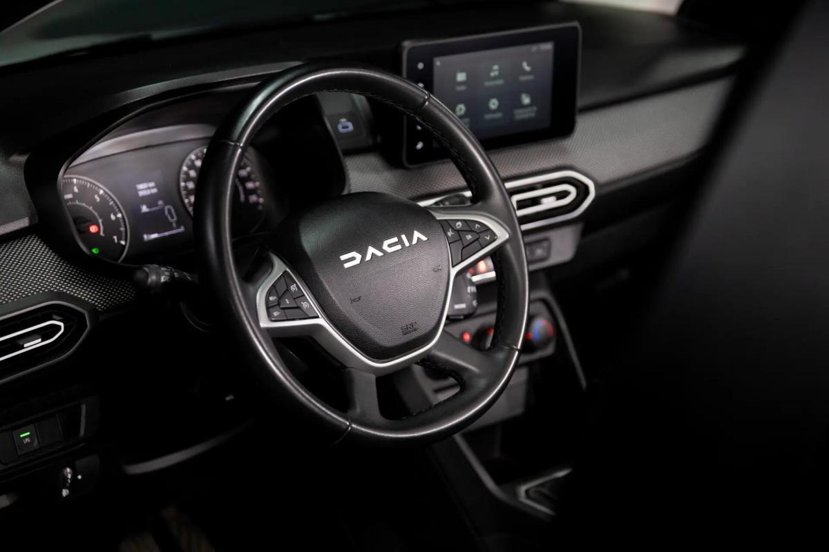 dacia-sandero-2023-gpl-999cc