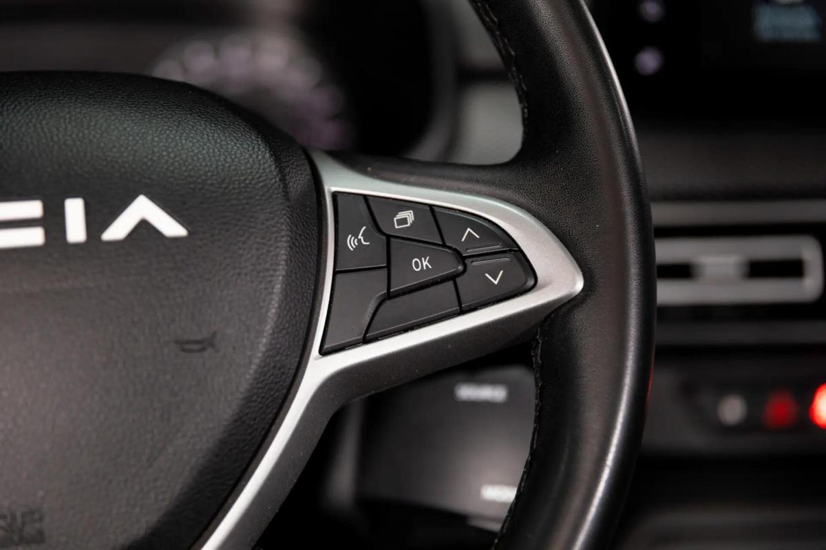 dacia-sandero-2023-gpl-999cc