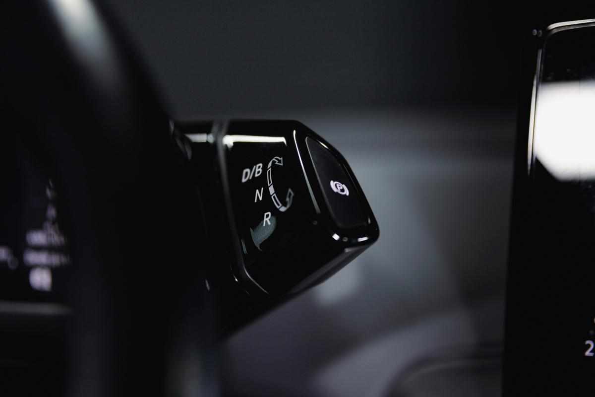 volkswagen-id-4-pro-performance-77-kwh-2021-eletrico