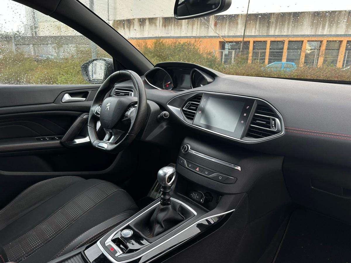 peugeot-308-2018-diesel-1499cc