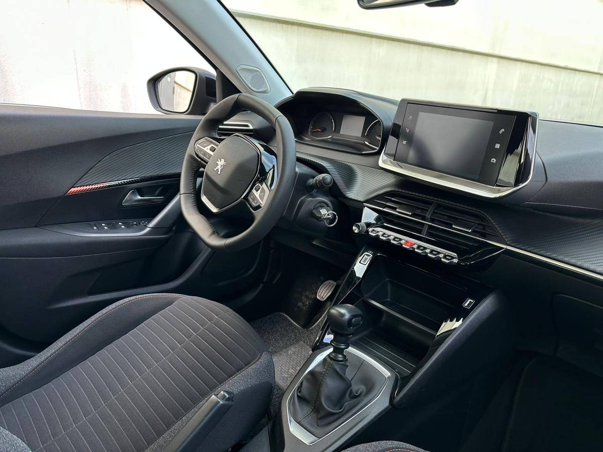 peugeot-2008-2022-diesel-1499cc