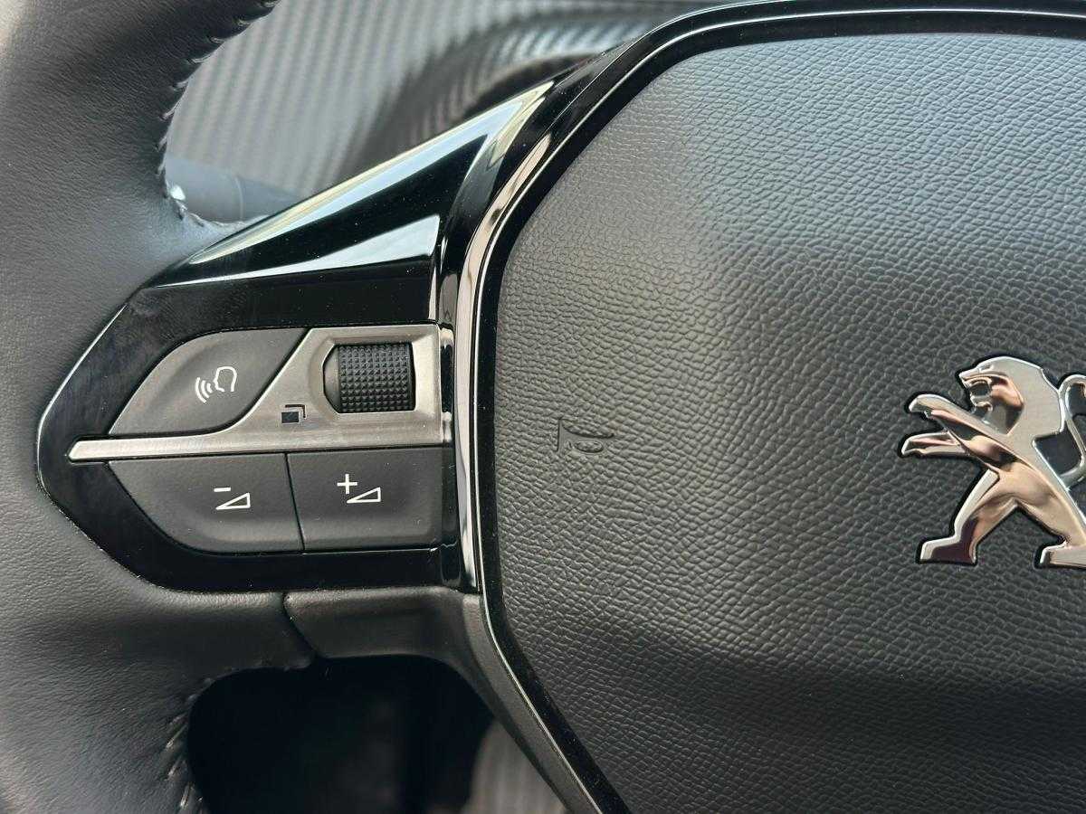 peugeot-2008-2022-diesel-1499cc