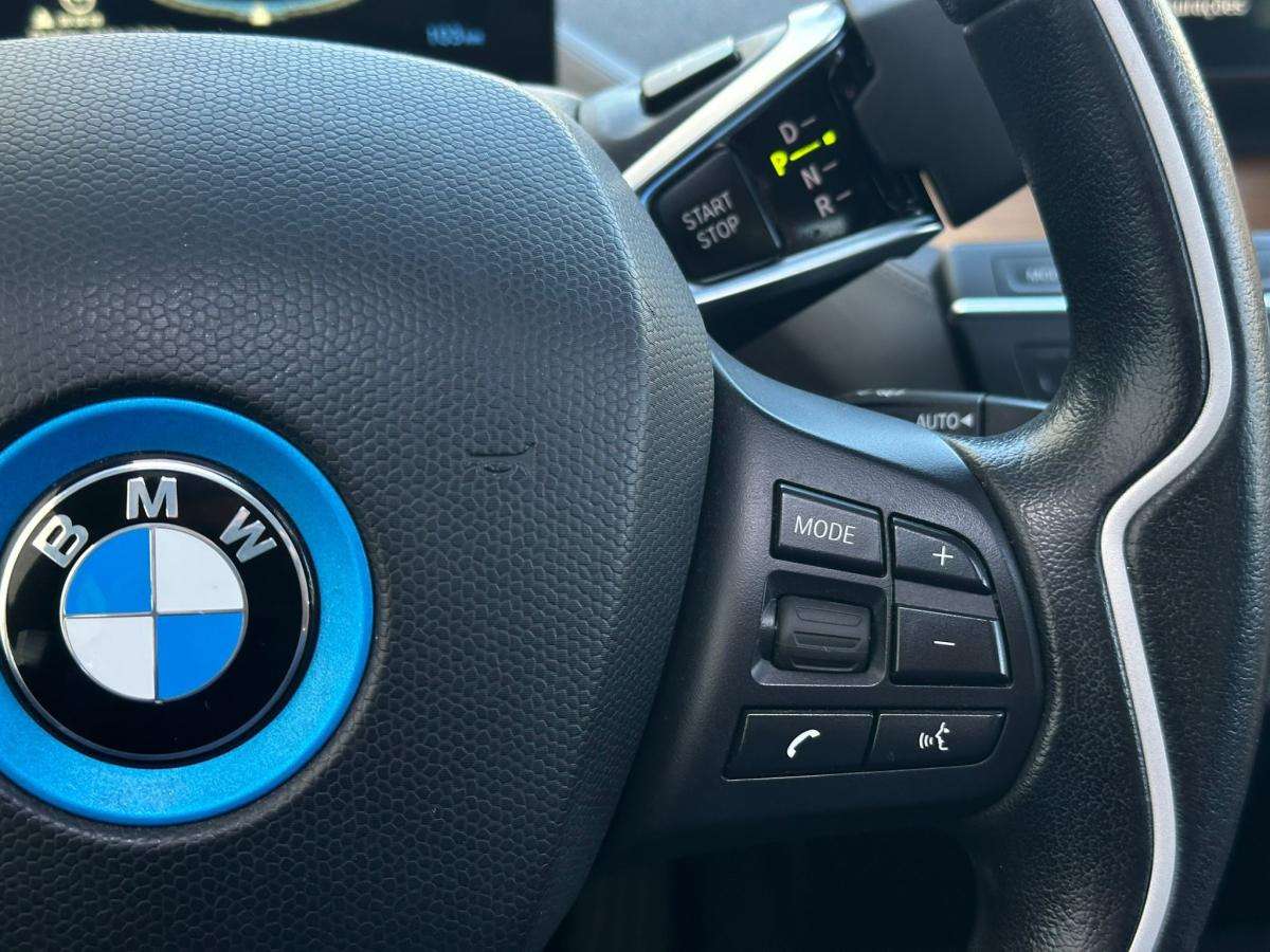 bmw-i3-2017-eletrico-500cc