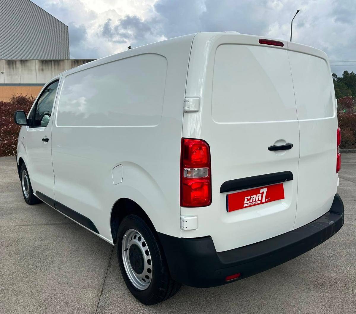 peugeot-expert-2021-diesel-1997cc