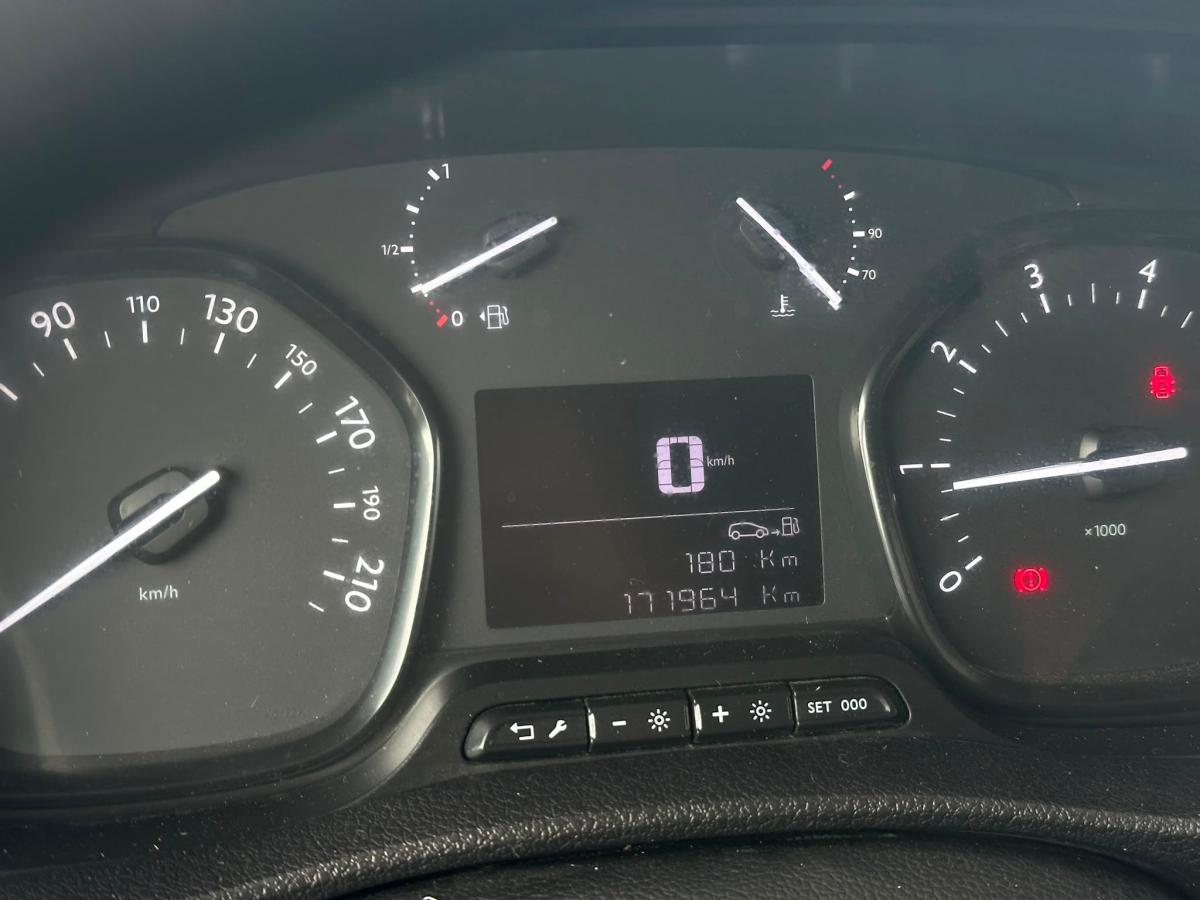 peugeot-expert-2021-diesel-1997cc