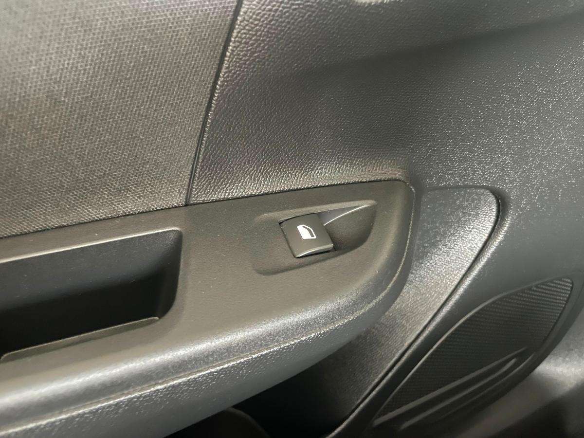 opel-corsa-2022-eletrico-500cc