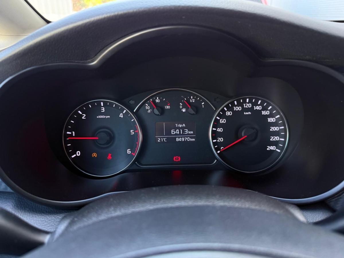 kia-carens-2017-diesel-1685cc