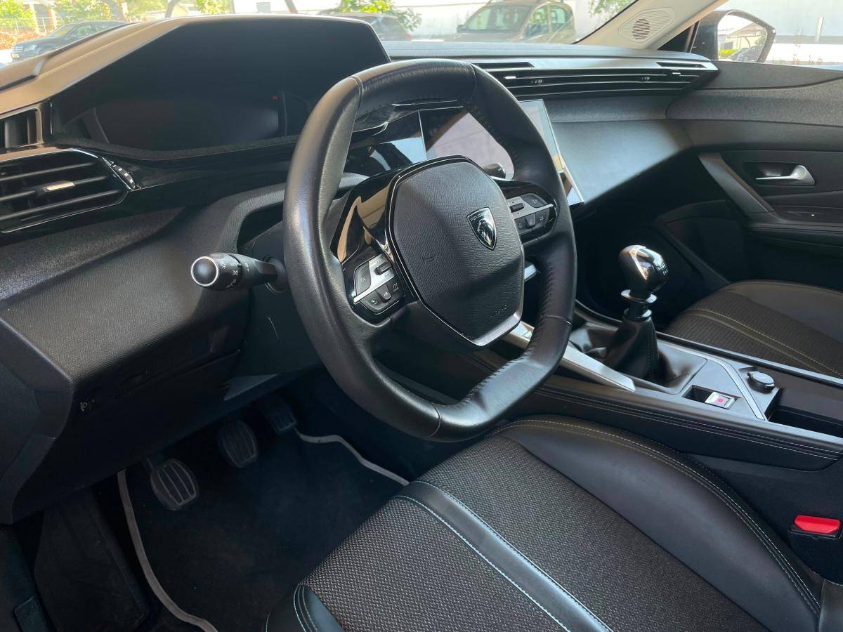 peugeot-308-sw-2023-gasolina-1199cc