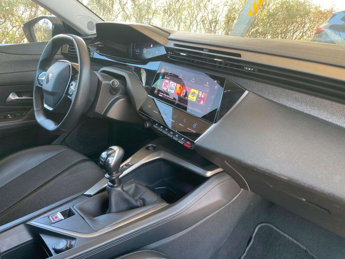 peugeot-308-sw-2023-gasolina-1199cc