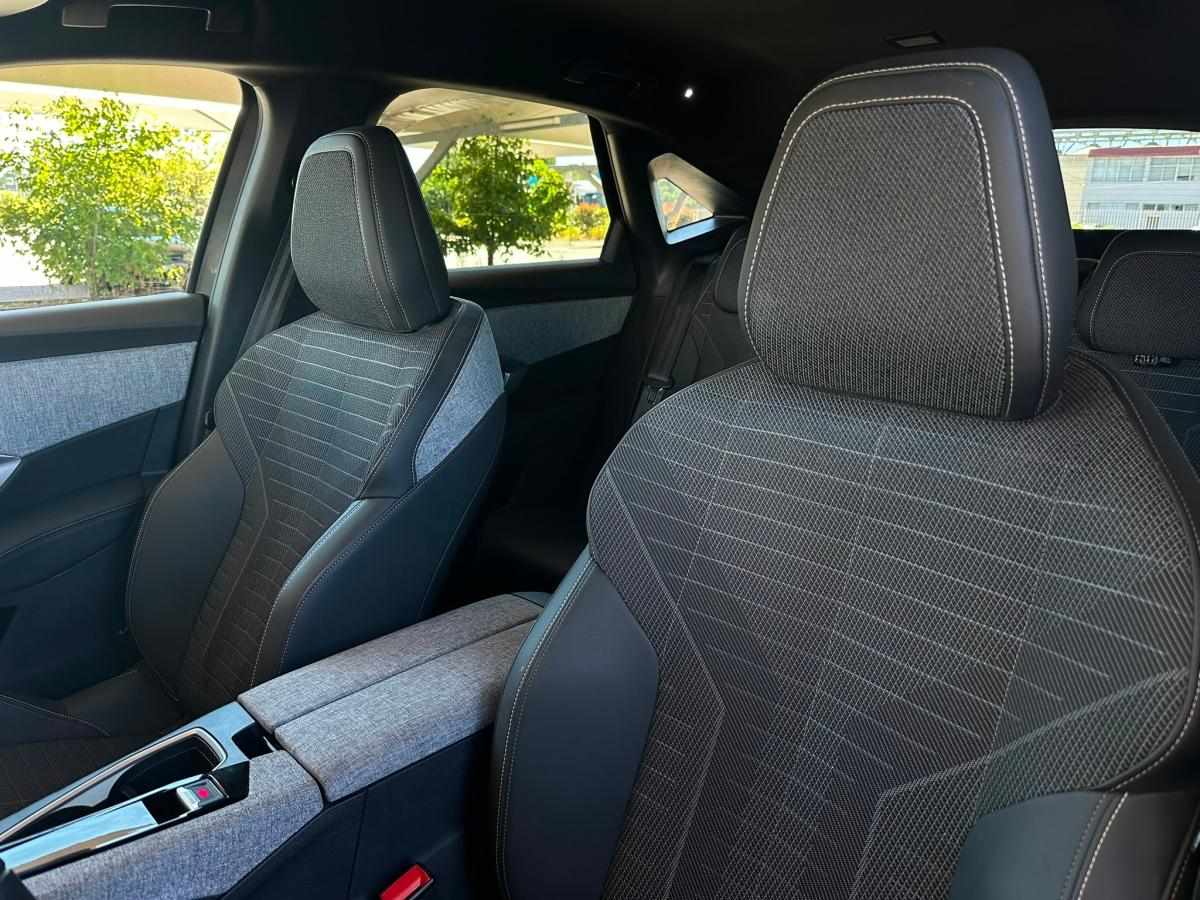 peugeot-e-3008-2024-eletrico-500cc