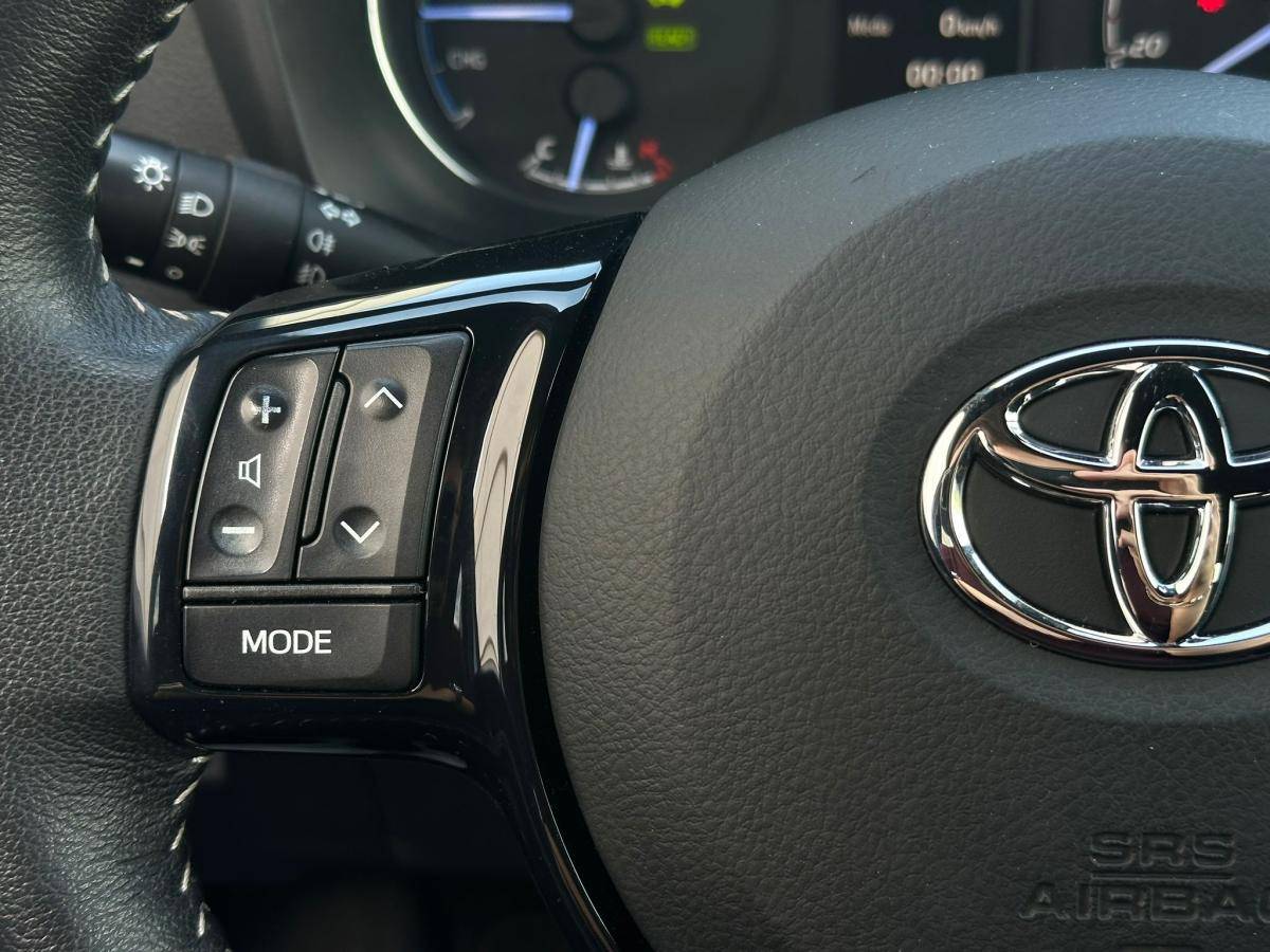 toyota-yaris-2018-hibrido-a-gasolina-1497cc