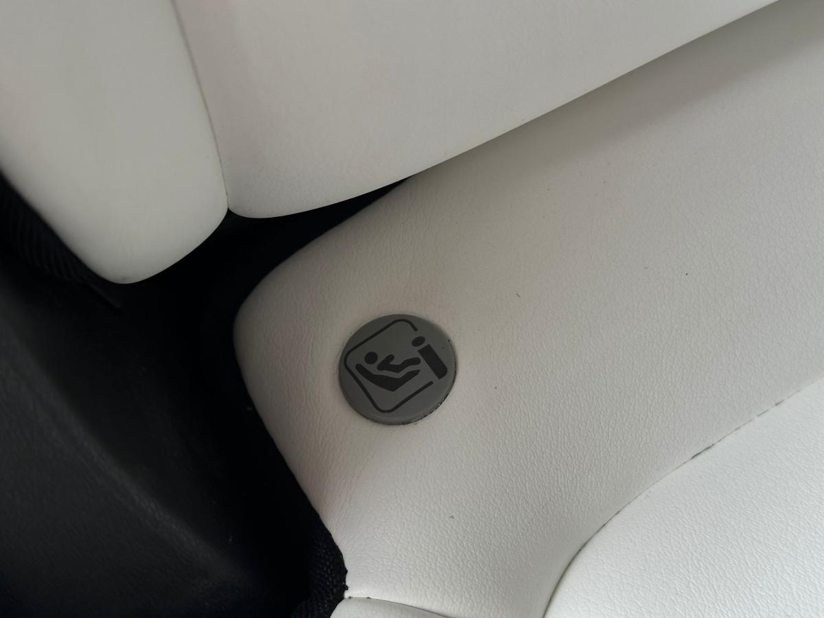 tesla-model-y-2023-eletrico-500cc
