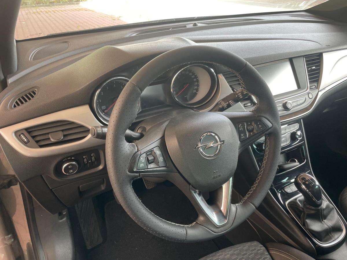opel-astra-sport-tourer-2019-gasolina-1199cc