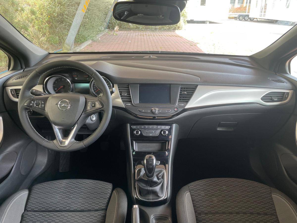 opel-astra-sport-tourer-2019-gasolina-1199cc