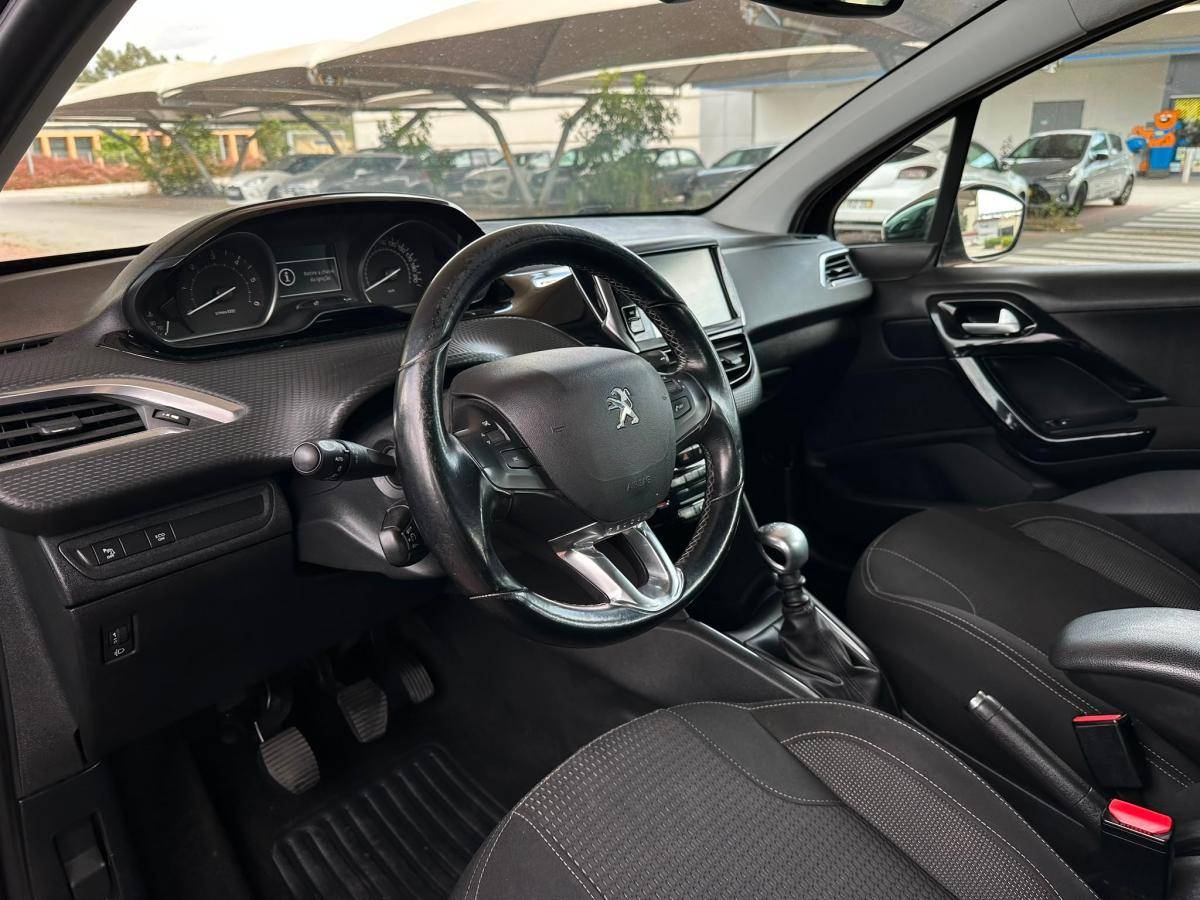 peugeot-208-2018-diesel-1499cc