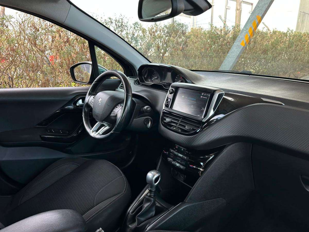 peugeot-208-2018-diesel-1499cc