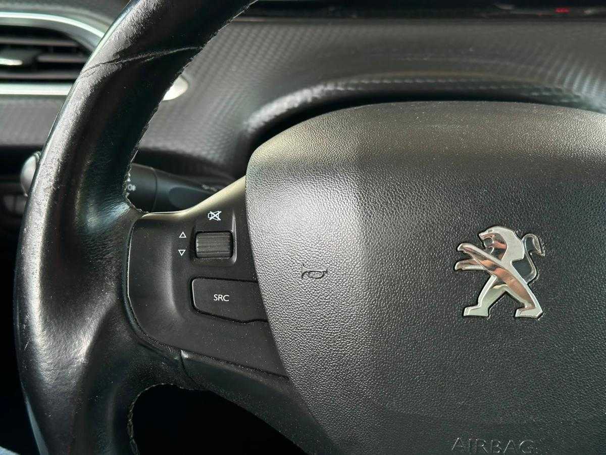 peugeot-208-2018-diesel-1499cc