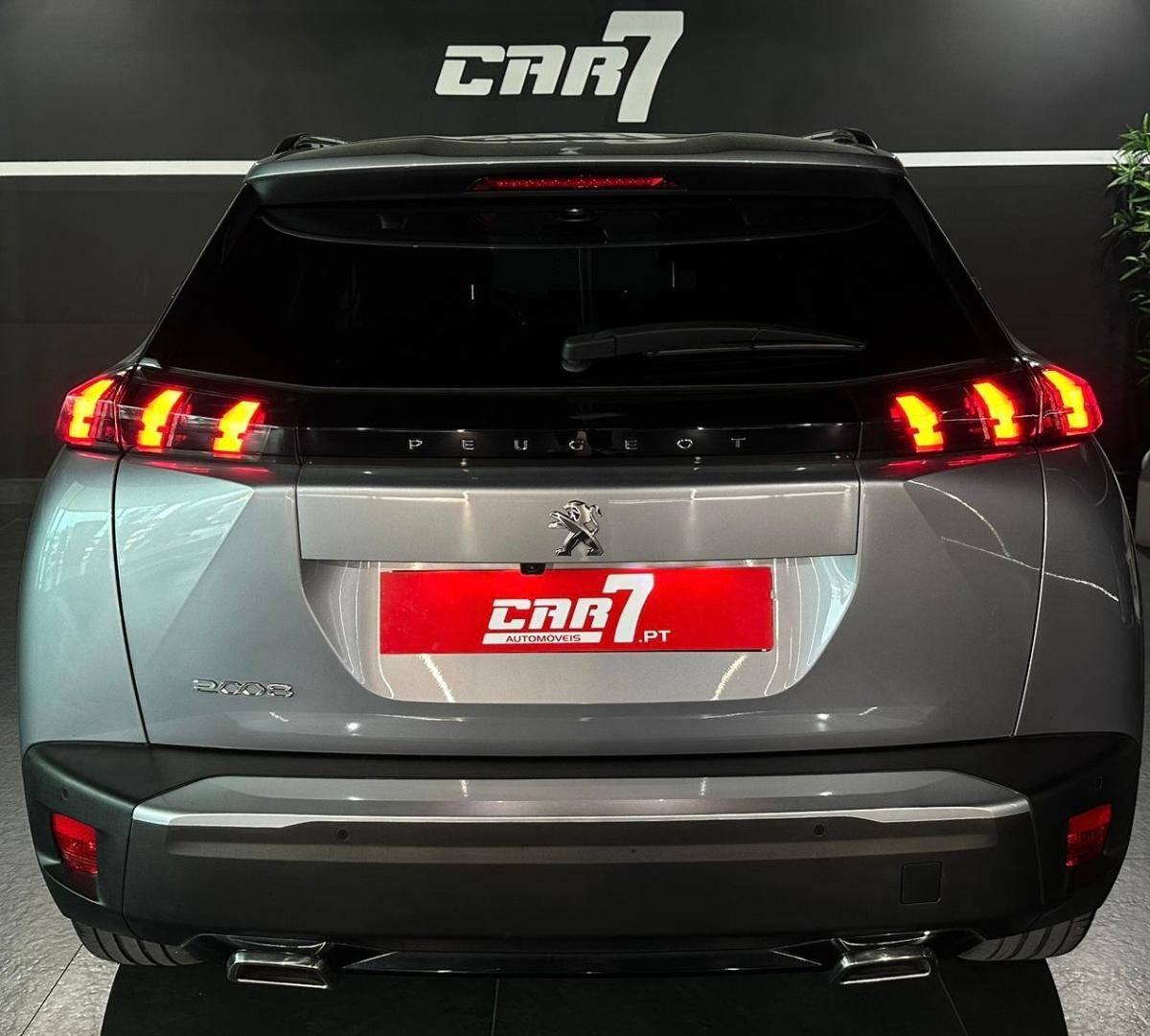 peugeot-2008-2021-gasolina-1199cc