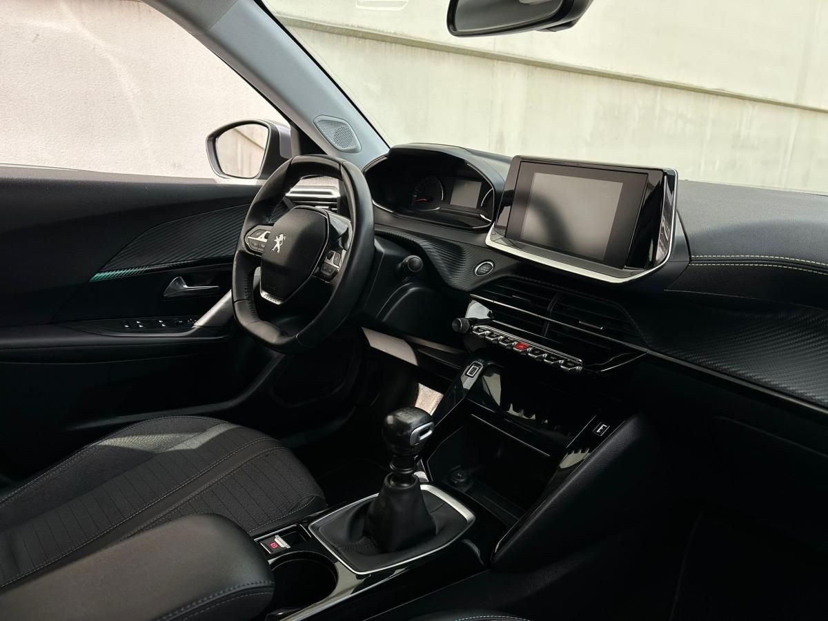 peugeot-2008-2021-gasolina-1199cc
